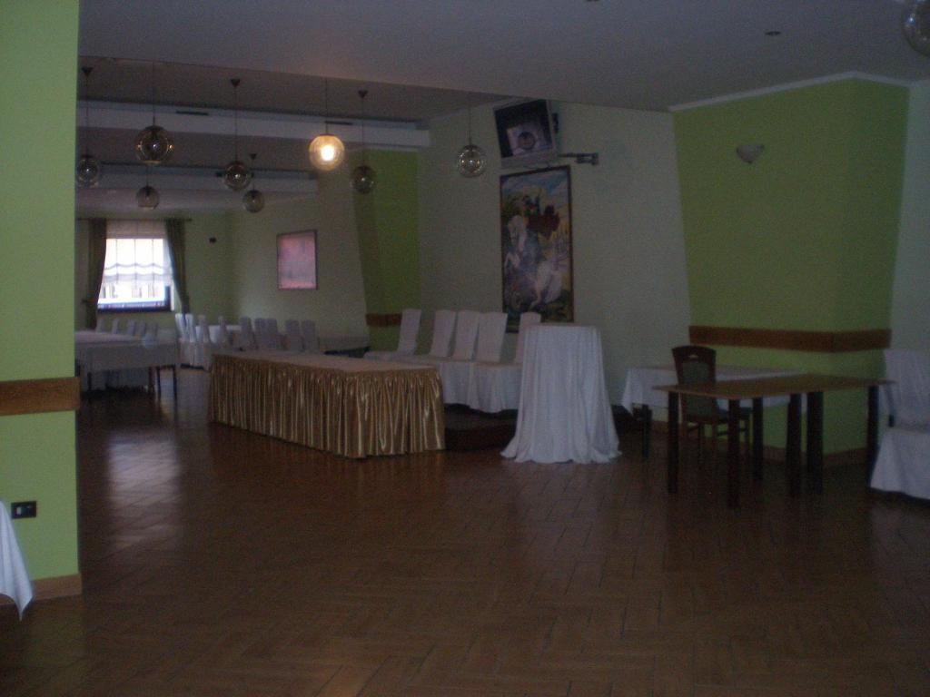 Hotel Picok Thurdevac ภายนอก รูปภาพ
